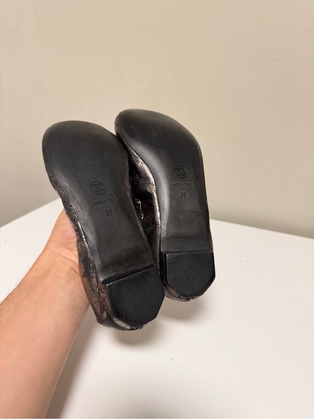CHANEL Gray Elastic Leather Black Leather Cap Toe Flat Ballet Shoe EU 39 US 8.5 - Picture 10 of 14